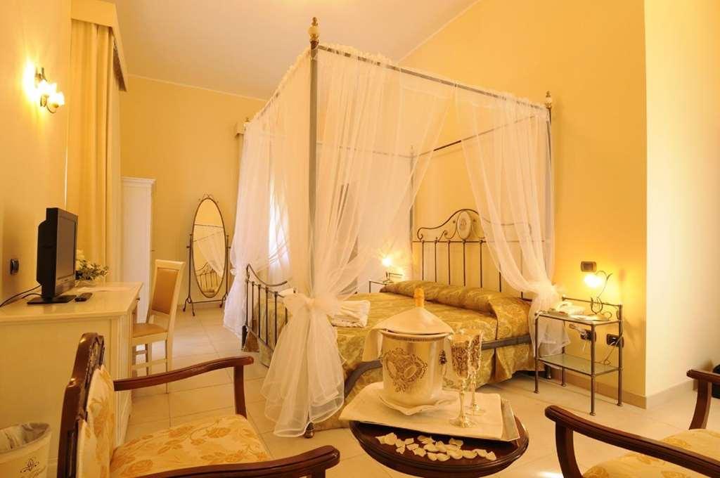 ג'וליאנובה Hotel Villa Fiorita חדר תמונה