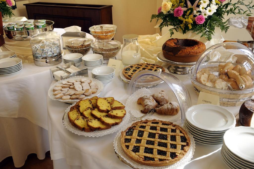 ג'וליאנובה Hotel Villa Fiorita מראה חיצוני תמונה